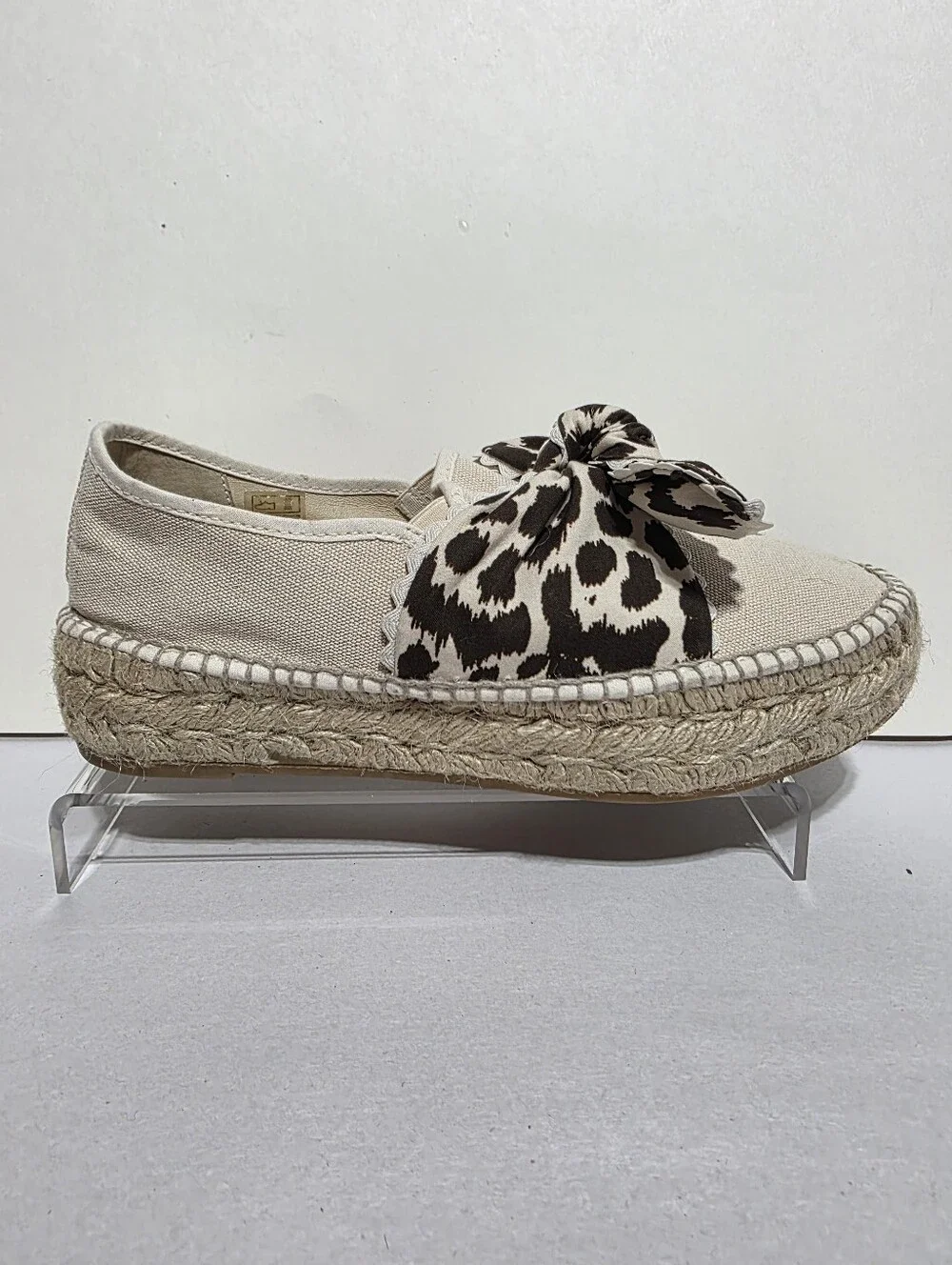 LOEFFLER RANDALL LEOPARD BOW DETAIL ESPADRILLES SZ 36 (US 6)